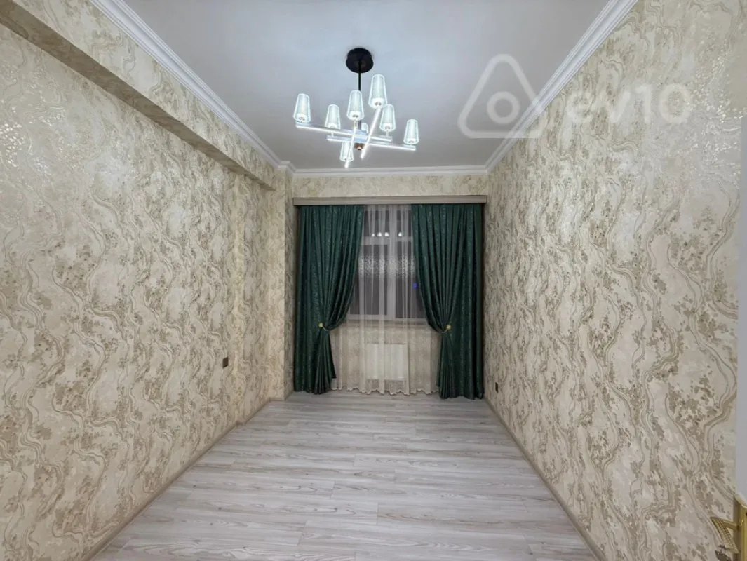 Satılır 3 otaqlı yeni tikili 85 m²