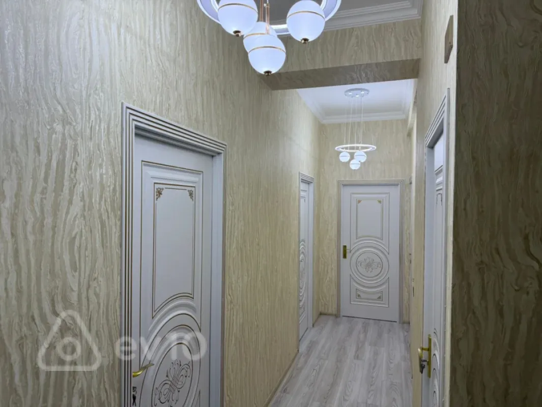 Satılır 3 otaqlı yeni tikili 85 m²