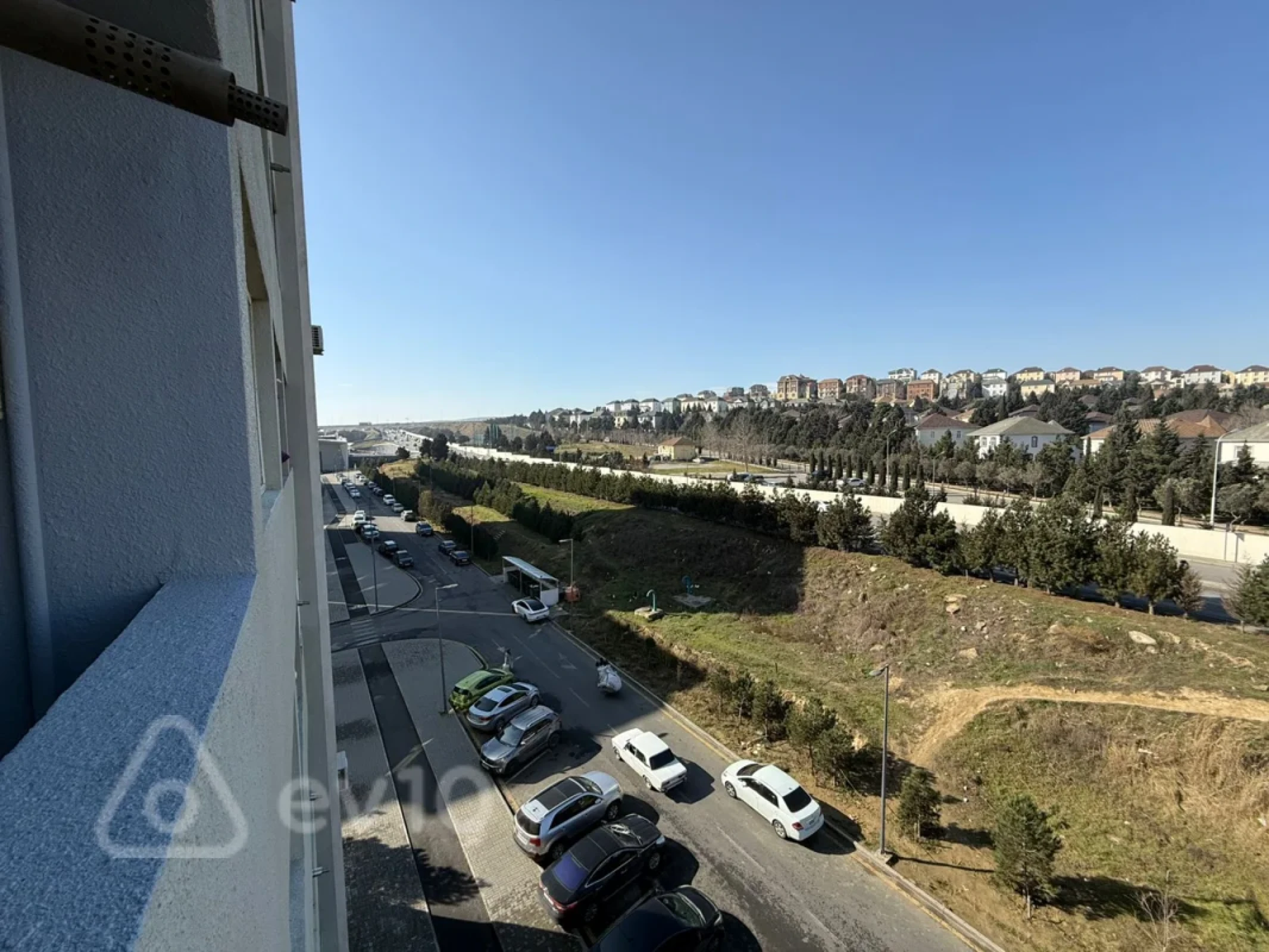 Satılır 3 otaqlı yeni tikili 85 m²