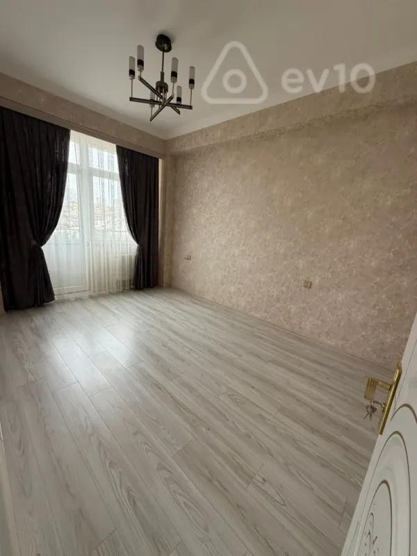 Satılır 3 otaqlı yeni tikili 85 m²