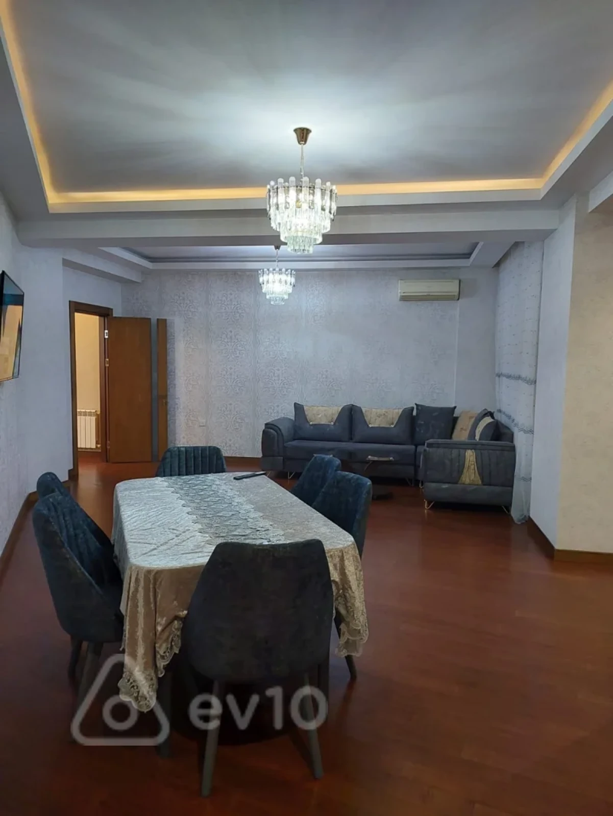 Kirayə verilir 2 otaqlı yeni tikili 113 m²