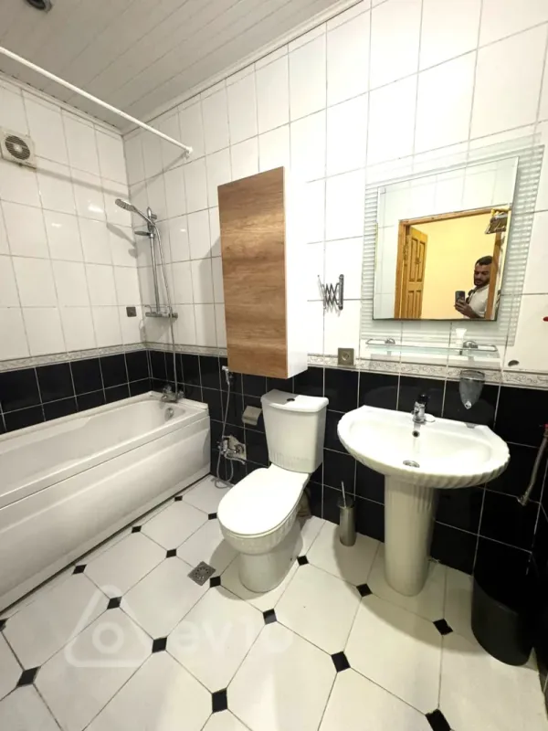 Kirayə verilir 4 otaqlı həyət evi 150 m²