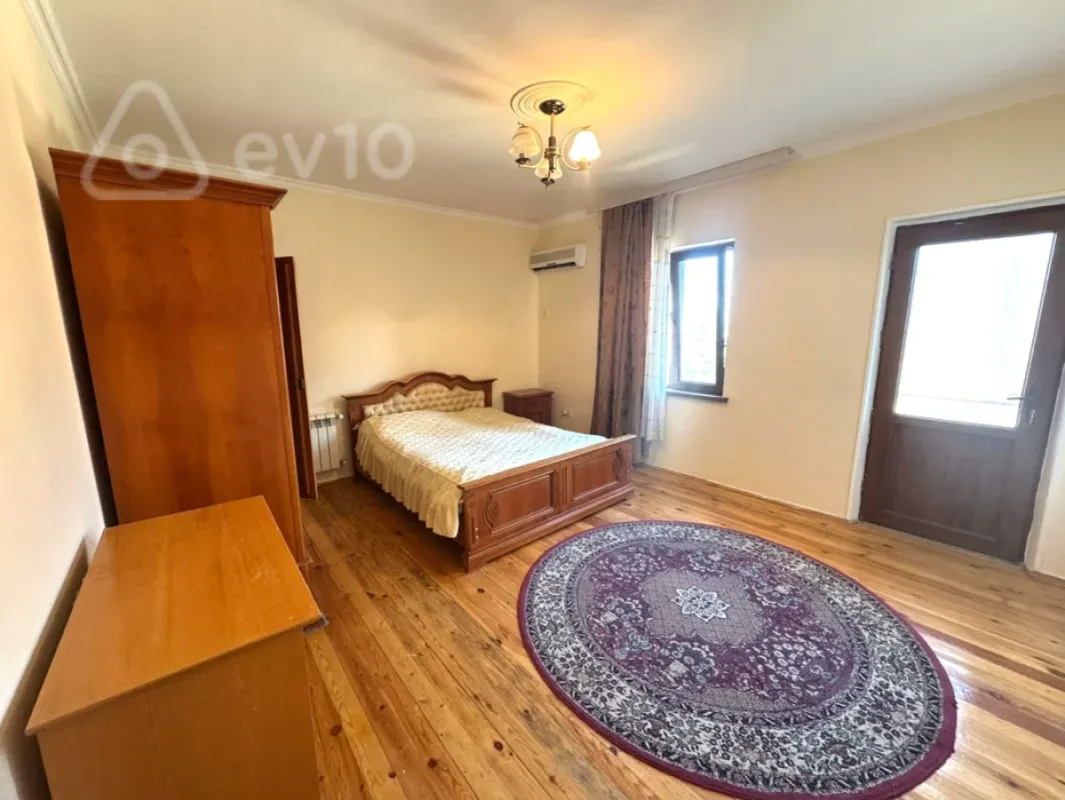 Kirayə verilir 4 otaqlı həyət evi 150 m²