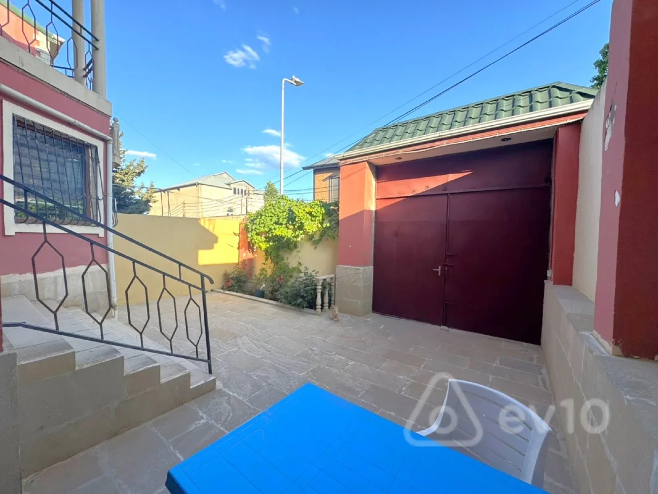 Kirayə verilir 4 otaqlı həyət evi 150 m²