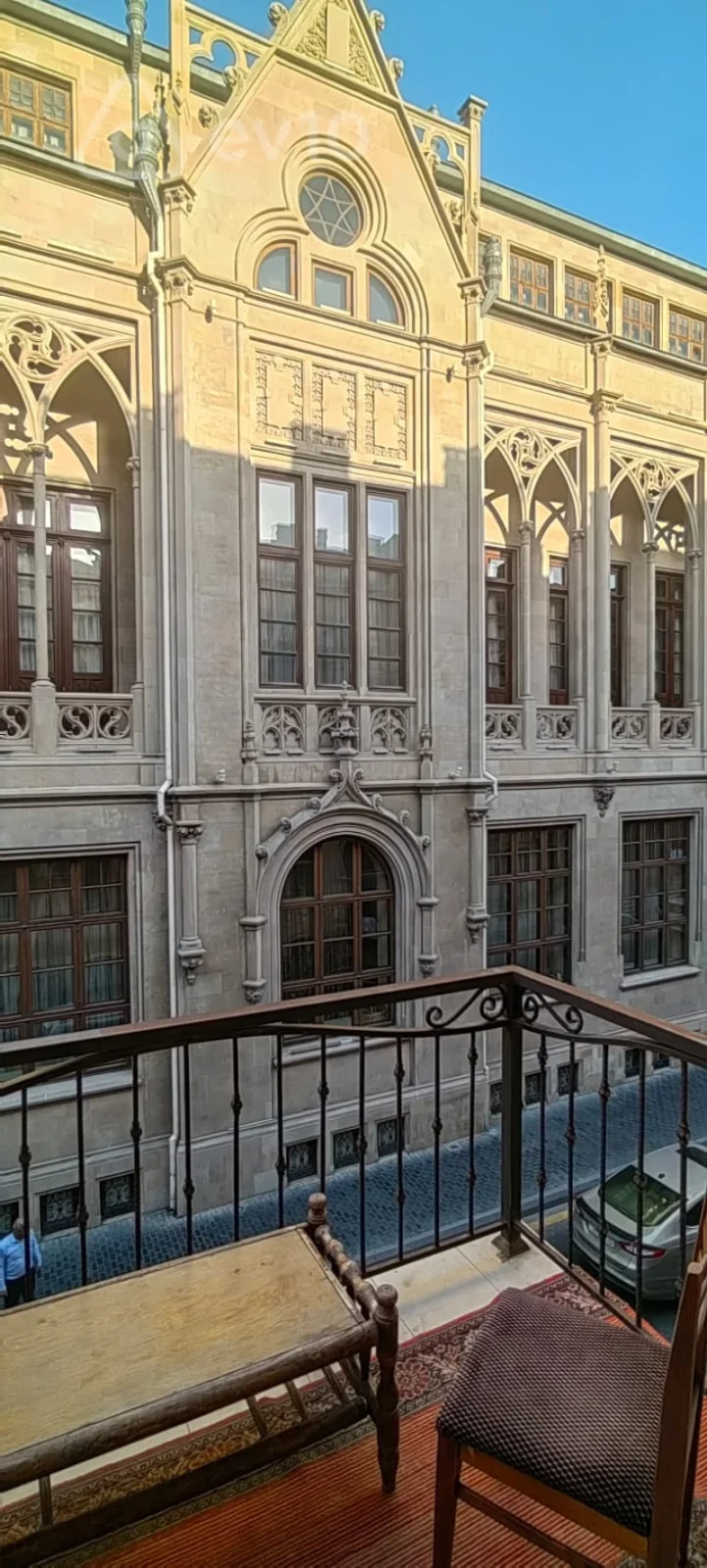 Satılır 2 otaqlı köhnə tikili 60 m²