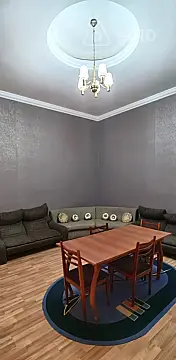 Satılır 2 otaqlı köhnə tikili 60 m²
