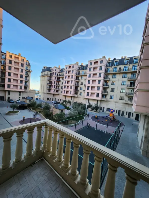 Kirayə verilir 3 otaqlı yeni tikili 100 m²