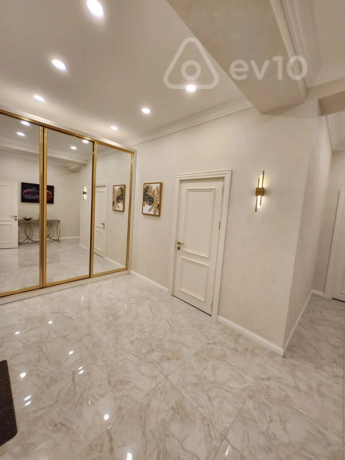 Kirayə verilir 3 otaqlı yeni tikili 100 m²