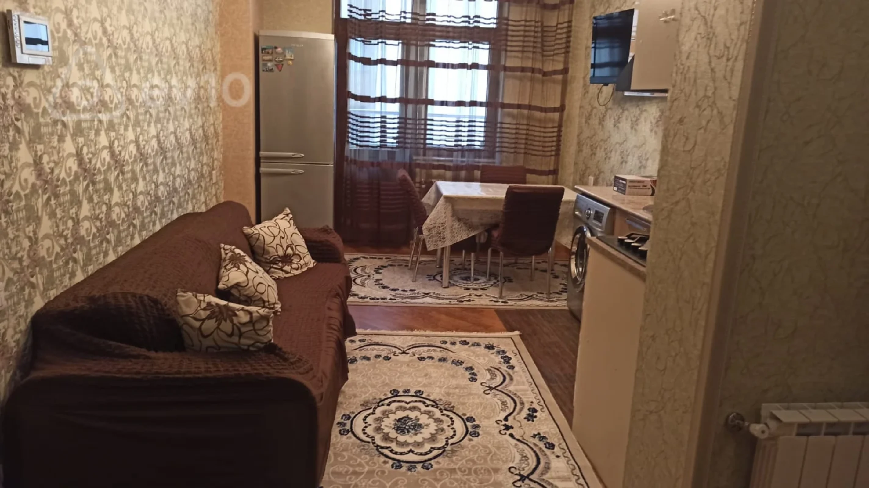 Kirayə verilir 1 otaqlı yeni tikili 90 m²