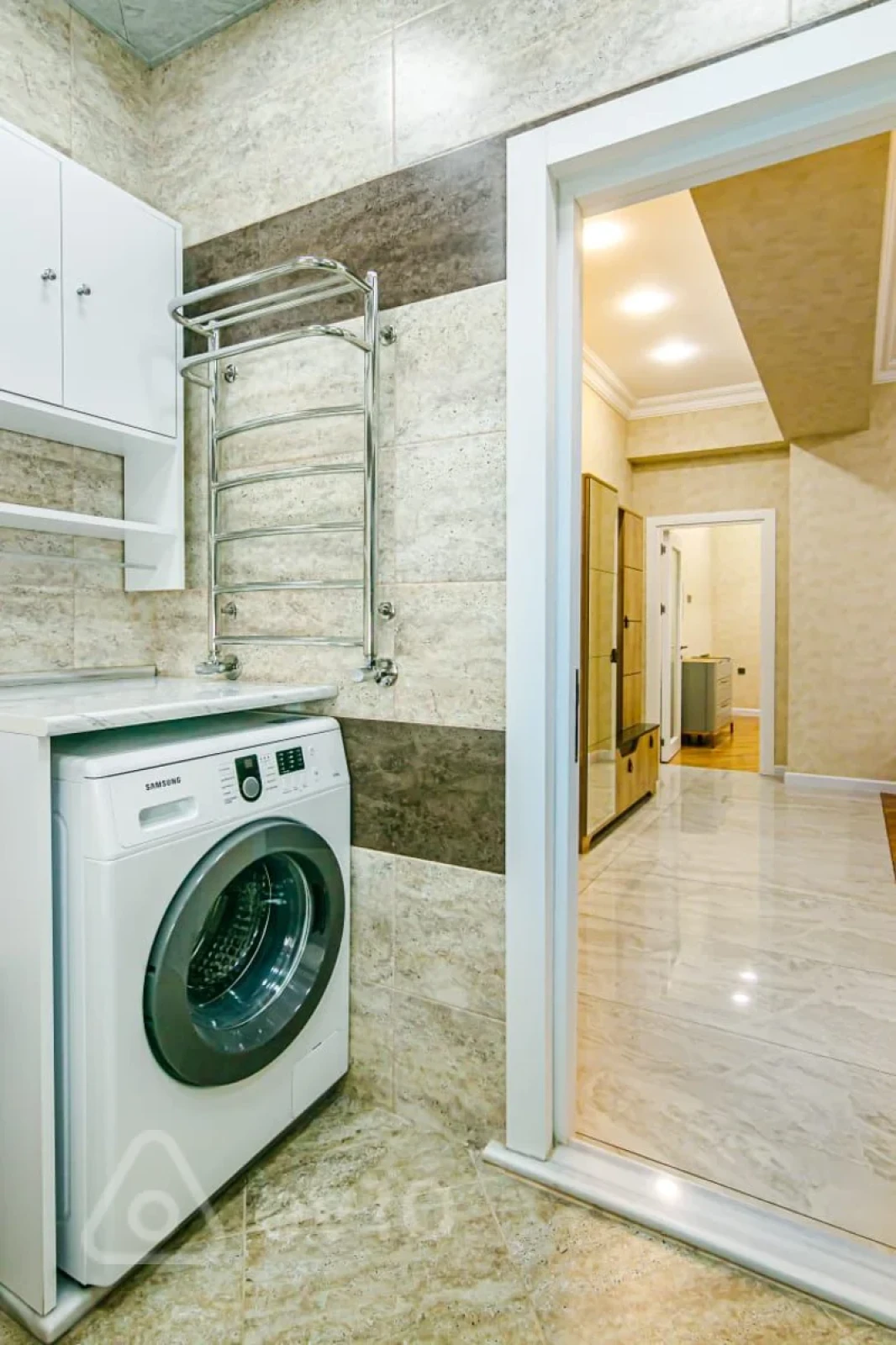 Kirayə verilir 3 otaqlı yeni tikili 100 m²