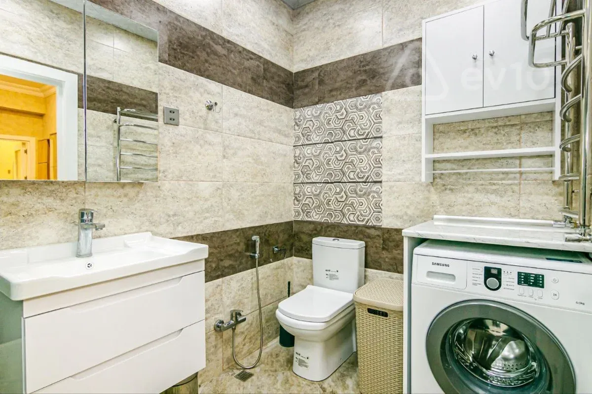 Kirayə verilir 3 otaqlı yeni tikili 100 m²