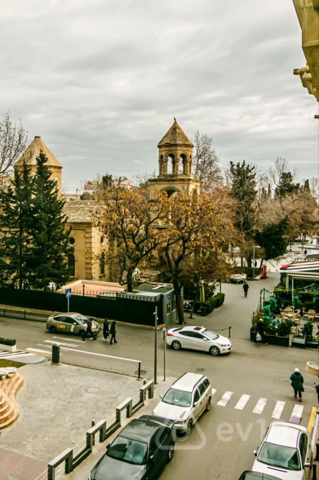 Kirayə verilir 3 otaqlı yeni tikili 100 m²