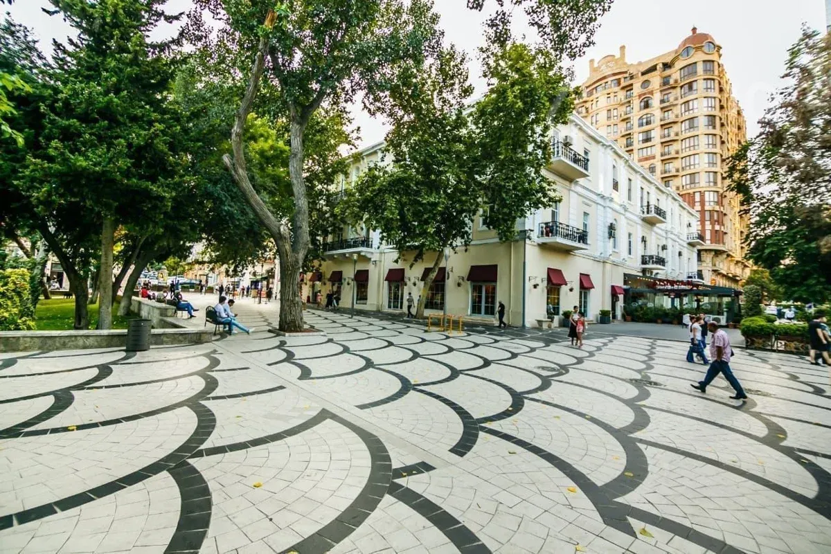 Kirayə verilir 3 otaqlı yeni tikili 100 m²