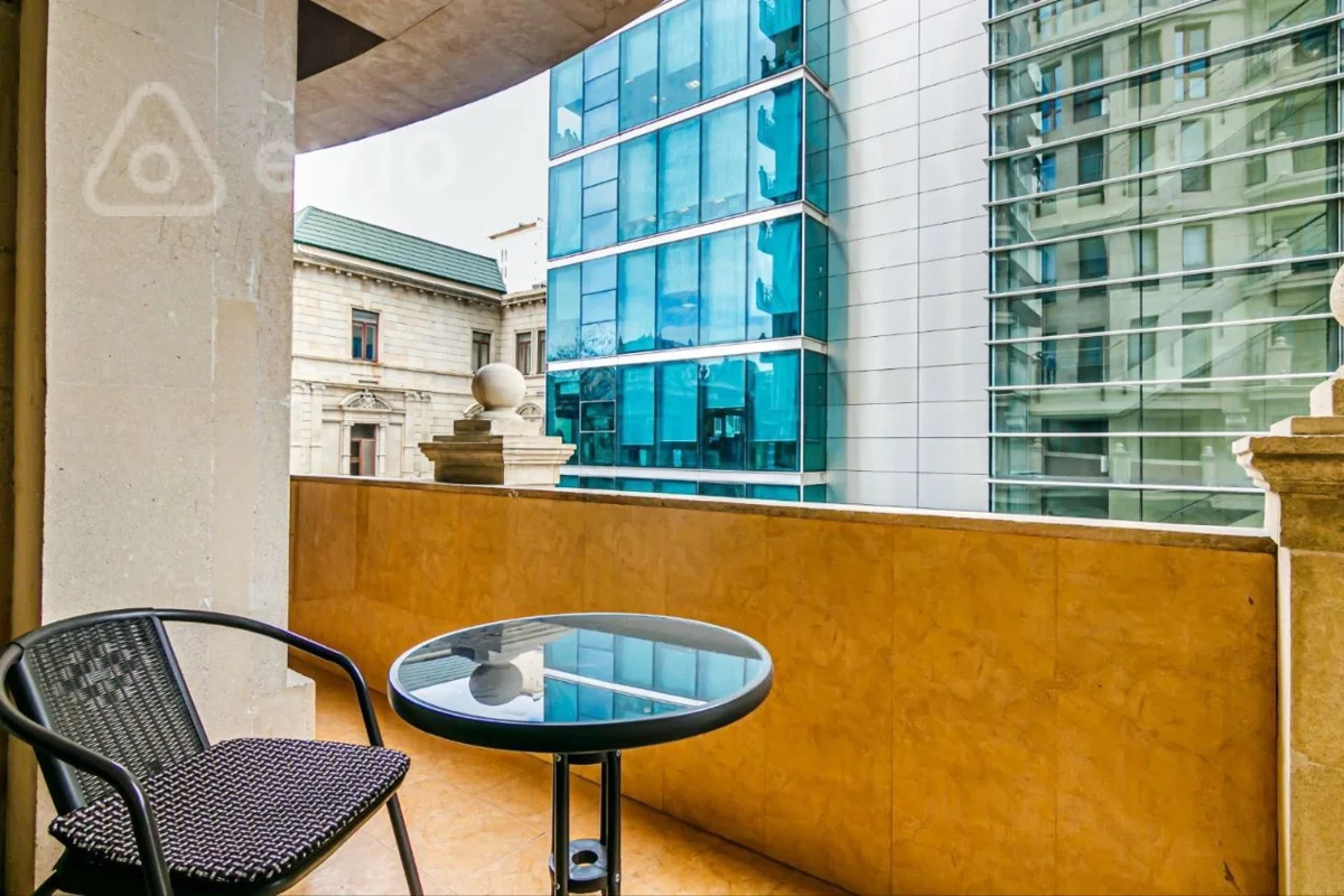 Kirayə verilir 3 otaqlı yeni tikili 100 m²