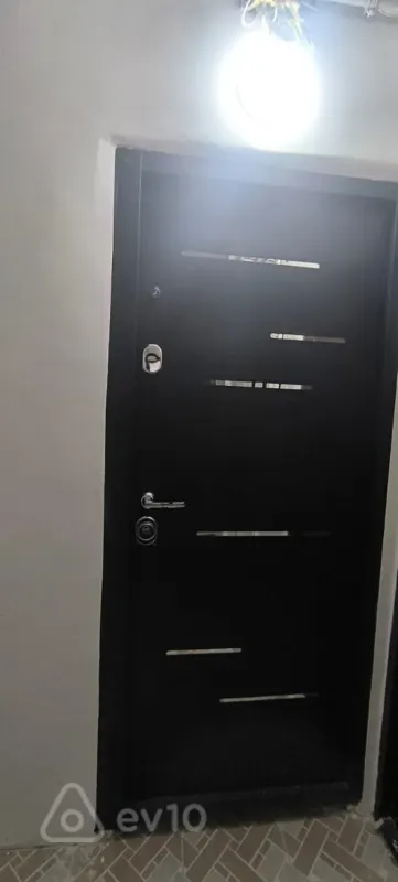 Satılır 2 otaqlı köhnə tikili 47 m²