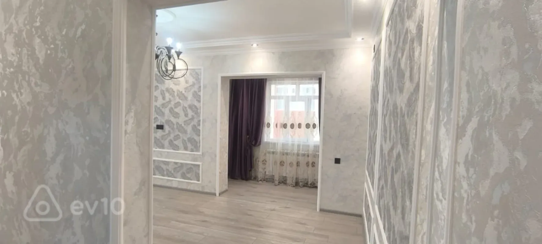 Satılır 2 otaqlı köhnə tikili 47 m²
