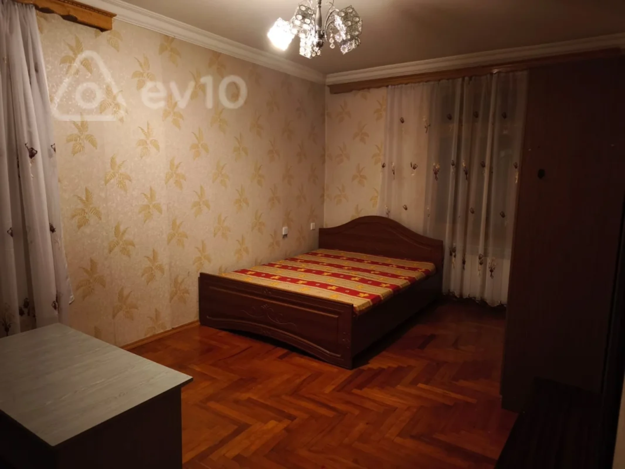 Kirayə verilir 3 otaqlı köhnə tikili 66 m²