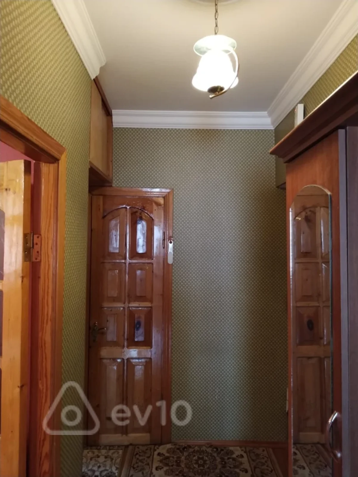 Kirayə verilir 3 otaqlı köhnə tikili 66 m²