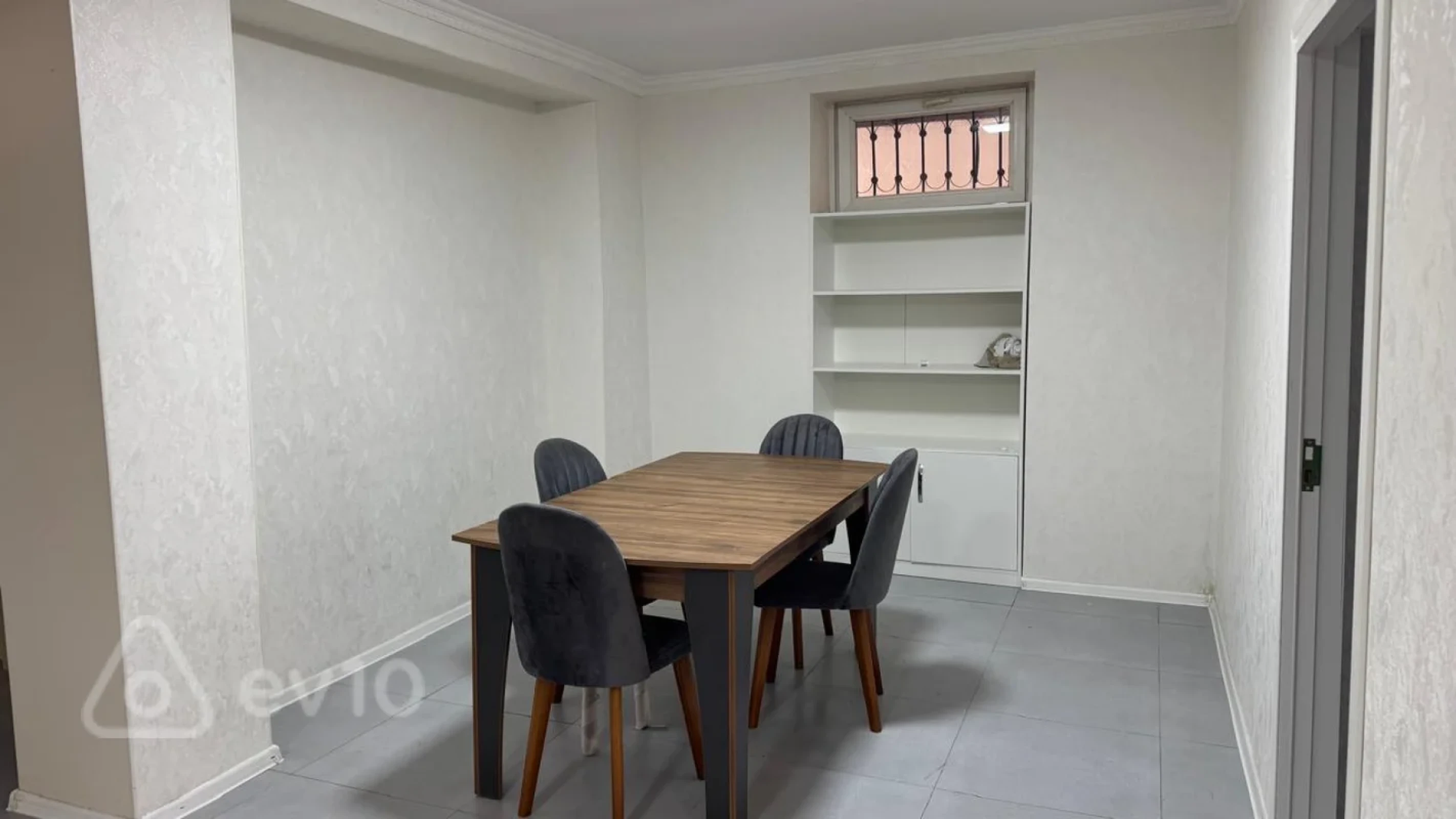 Kirayə verilir 4 otaqlı həyət evi 91 m²