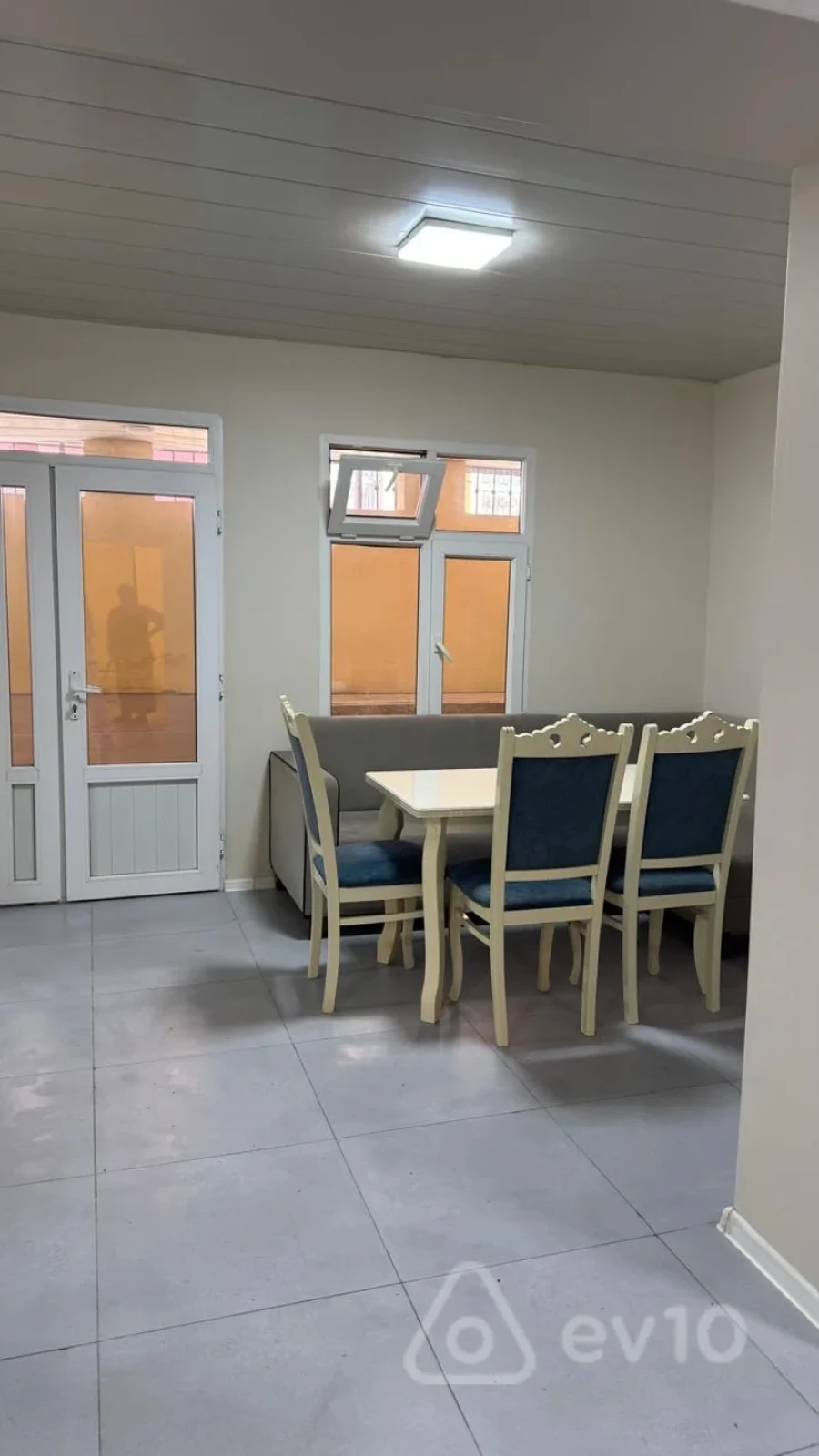Kirayə verilir 4 otaqlı həyət evi 91 m²