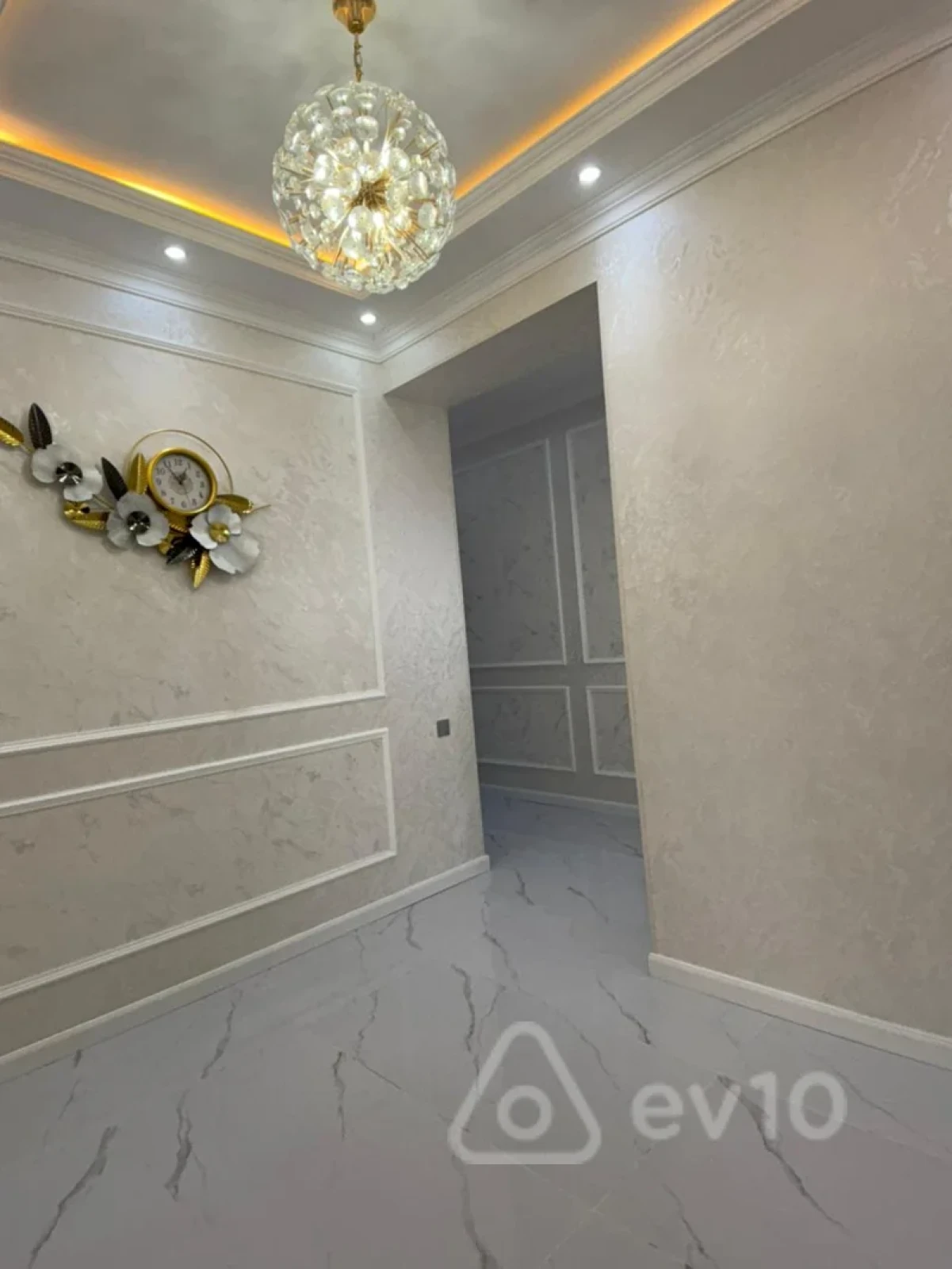 Satılır 3 otaqlı yeni tikili 80 m²