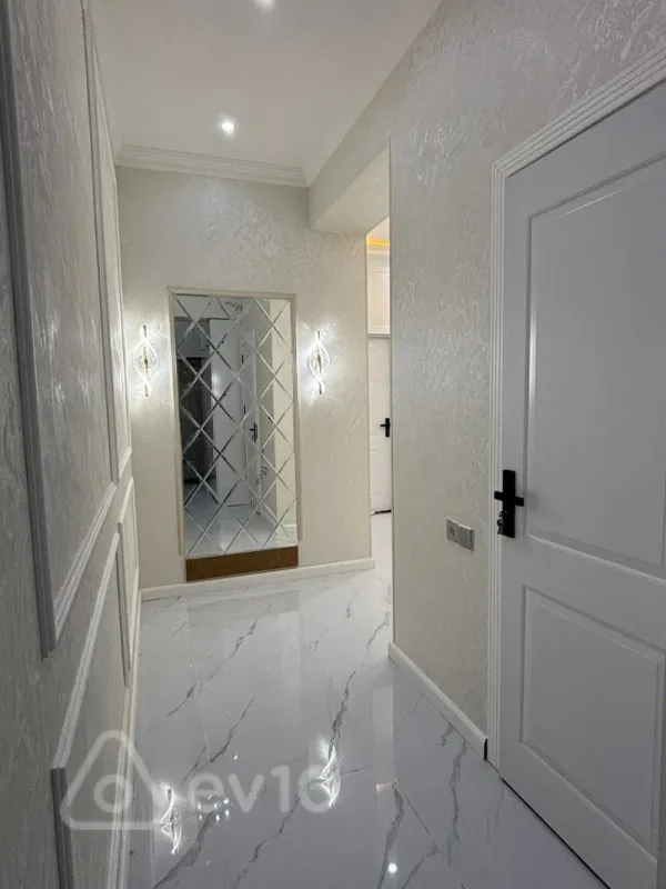 Satılır 3 otaqlı yeni tikili 80 m²