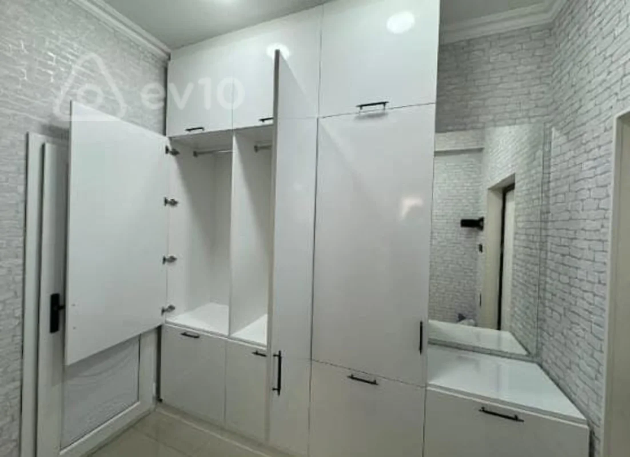 Kirayə verilir 3 otaqlı yeni tikili 65 m²