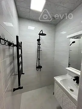 Kirayə verilir 3 otaqlı yeni tikili 65 m²