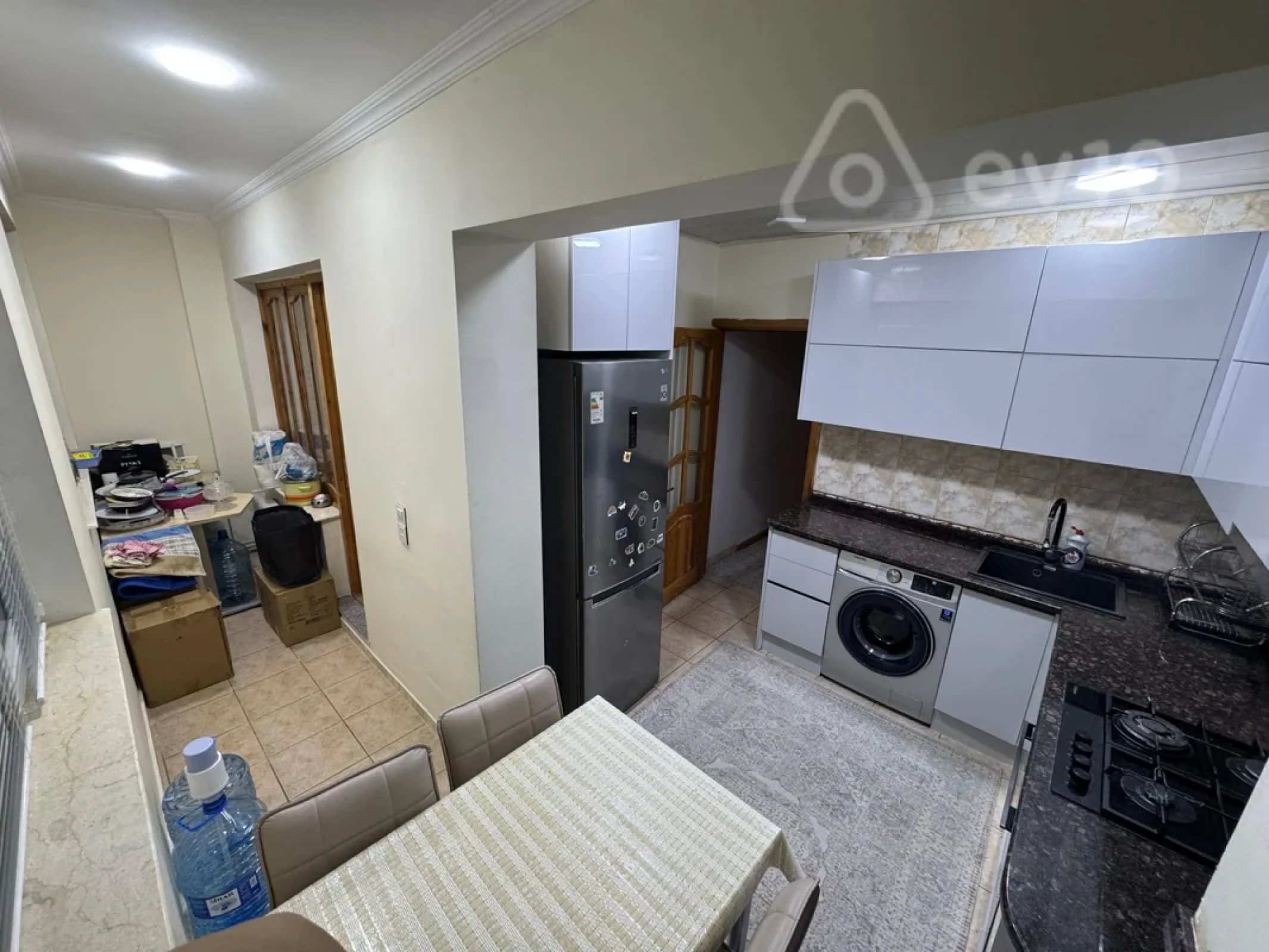 Satılır 3 otaqlı köhnə tikili 85 m²