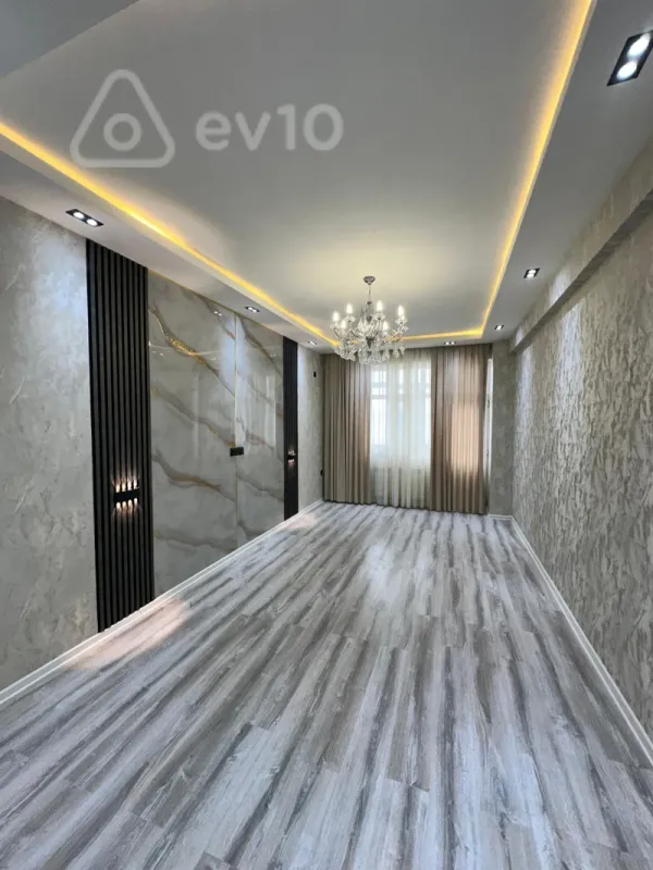 Satılır 2 otaqlı yeni tikili 70 m²
