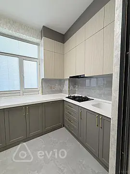 Kirayə verilir 2 otaqlı yeni tikili 55 m²