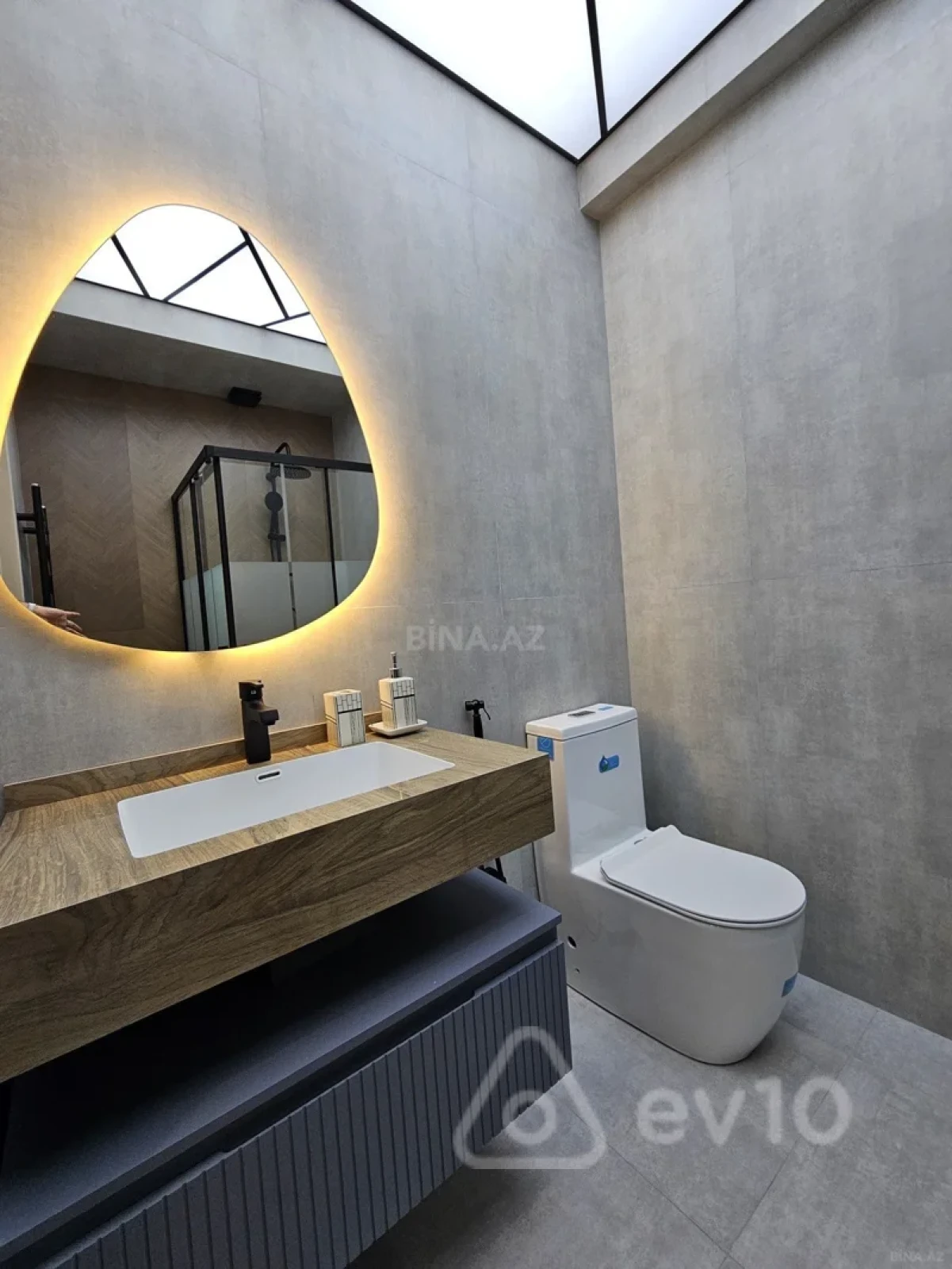Kirayə verilir 2 otaqlı yeni tikili 55 m²