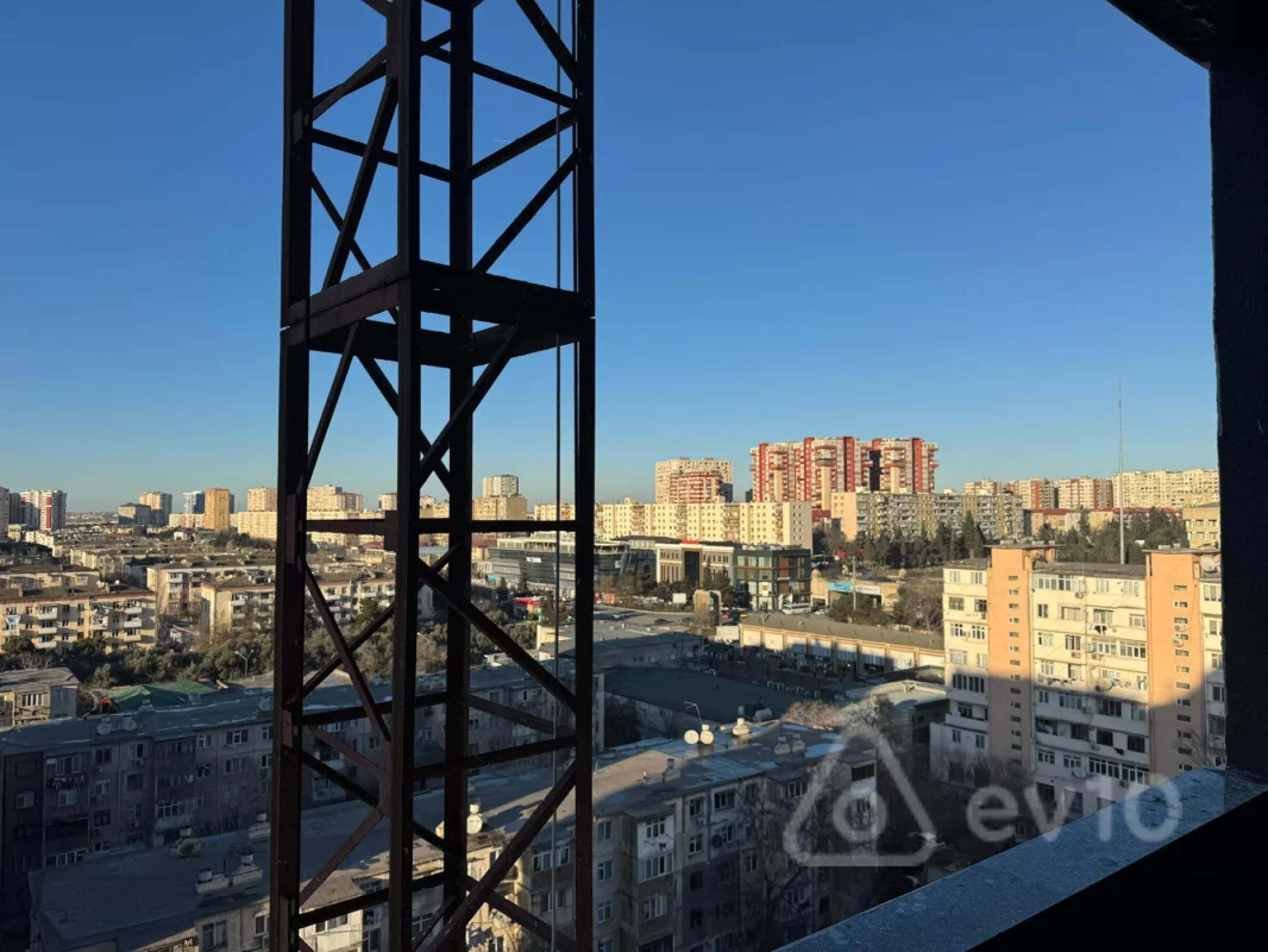 Kirayə verilir 2 otaqlı yeni tikili 74 m²