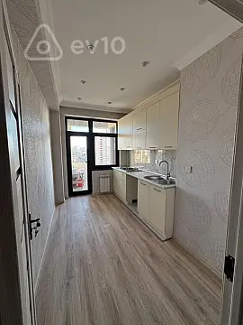 Kirayə verilir 2 otaqlı yeni tikili 74 m²