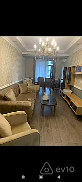 Kirayə verilir 2 otaqlı yeni tikili 65 m²