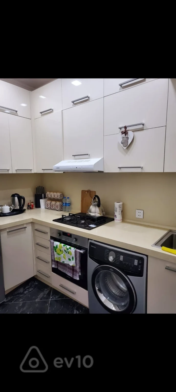 Kirayə verilir 2 otaqlı yeni tikili 65 m²