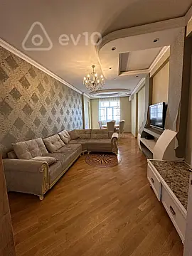 Kirayə verilir 2 otaqlı yeni tikili 110 m²