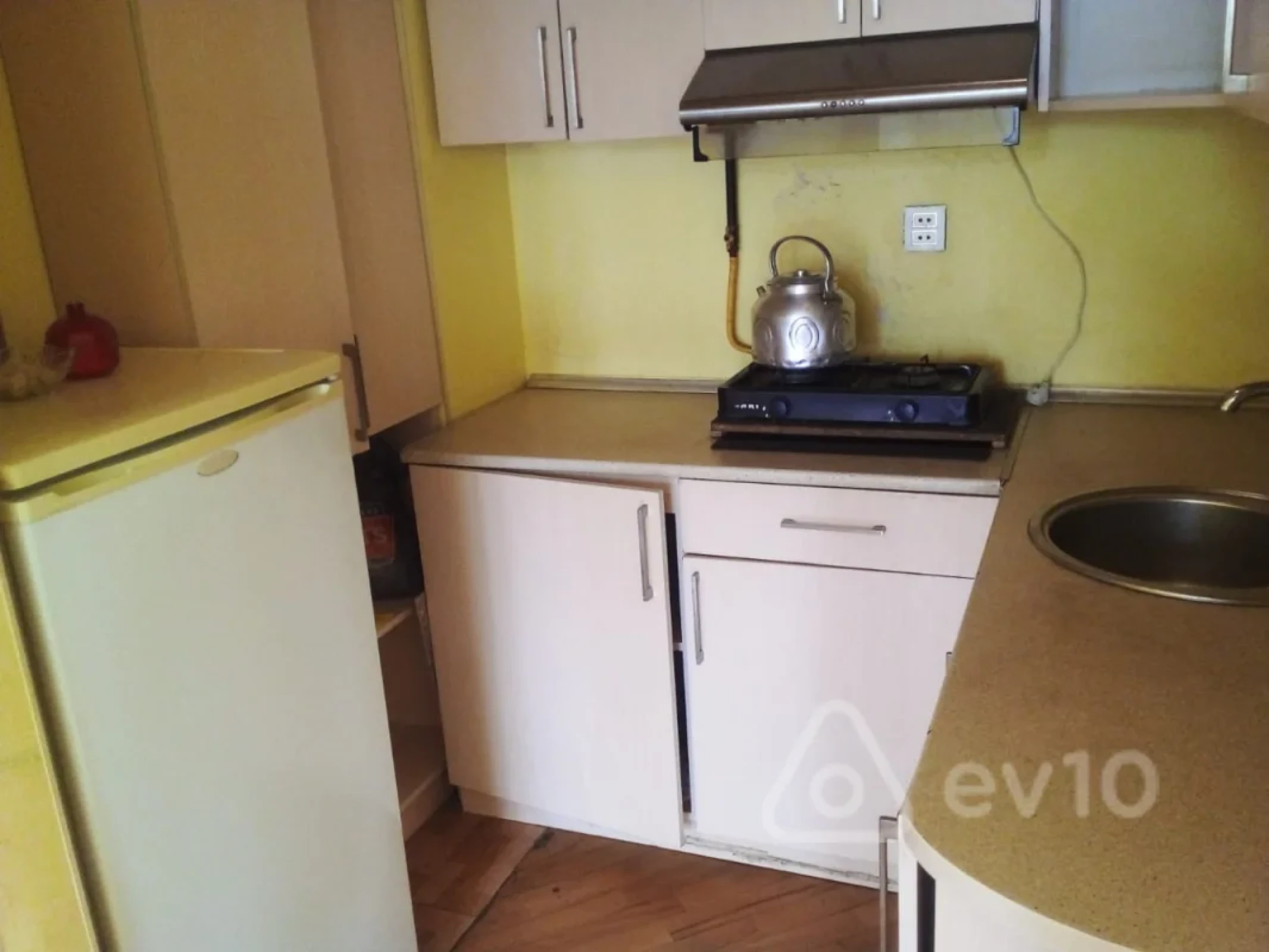Kirayə verilir 2 otaqlı yeni tikili 55 m²