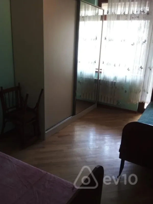 Kirayə verilir 2 otaqlı yeni tikili 55 m²