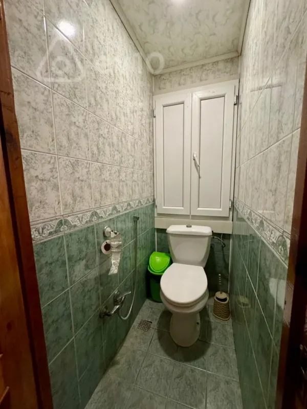 Satılır 4 otaqlı köhnə tikili 110 m²