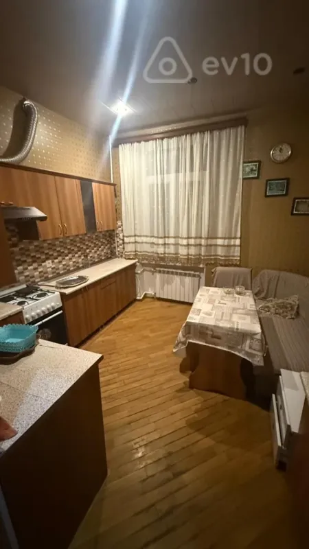 Kirayə verilir 2 otaqlı yeni tikili 70 m²