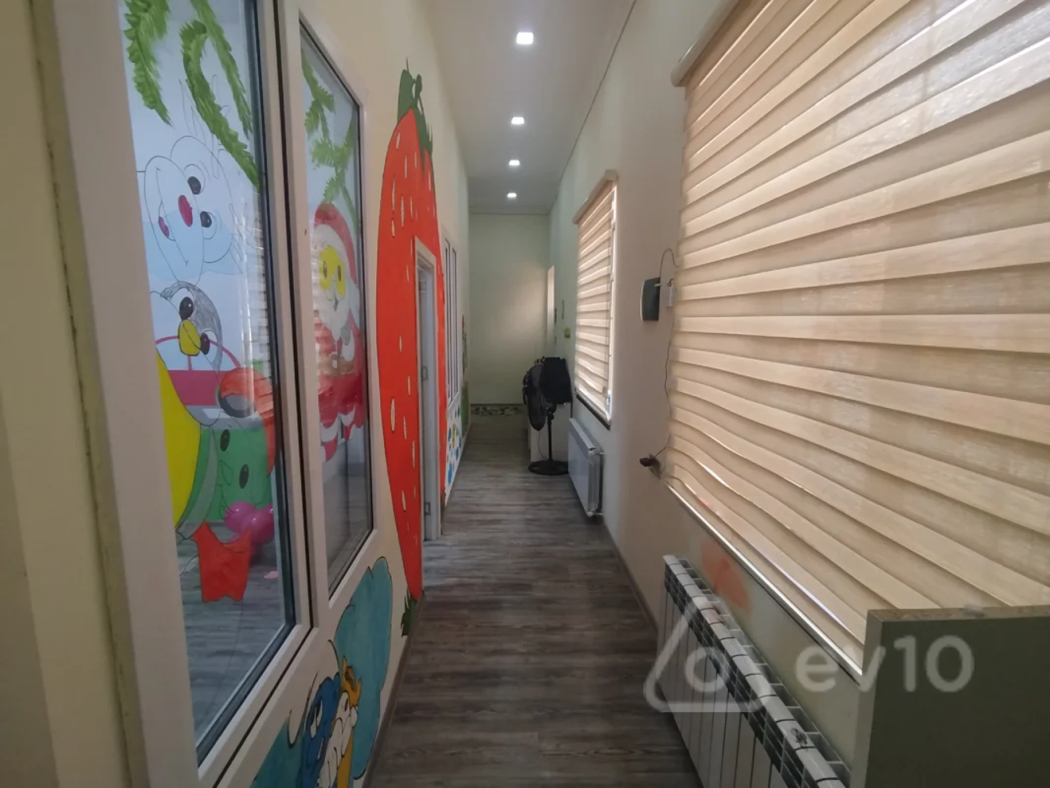 Satılır mənzil 210 m²