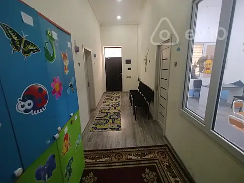 Satılır mənzil 210 m²