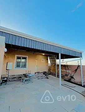 Kirayə verilir 2 otaqlı həyət evi 95 m²