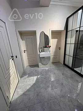 Kirayə verilir 2 otaqlı yeni tikili 100 m²