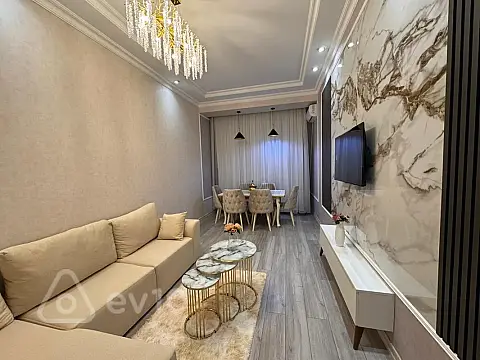 Kirayə verilir 2 otaqlı yeni tikili 100 m²