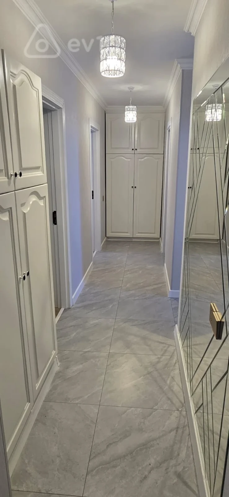 Kirayə verilir 3 otaqlı yeni tikili 70 m²