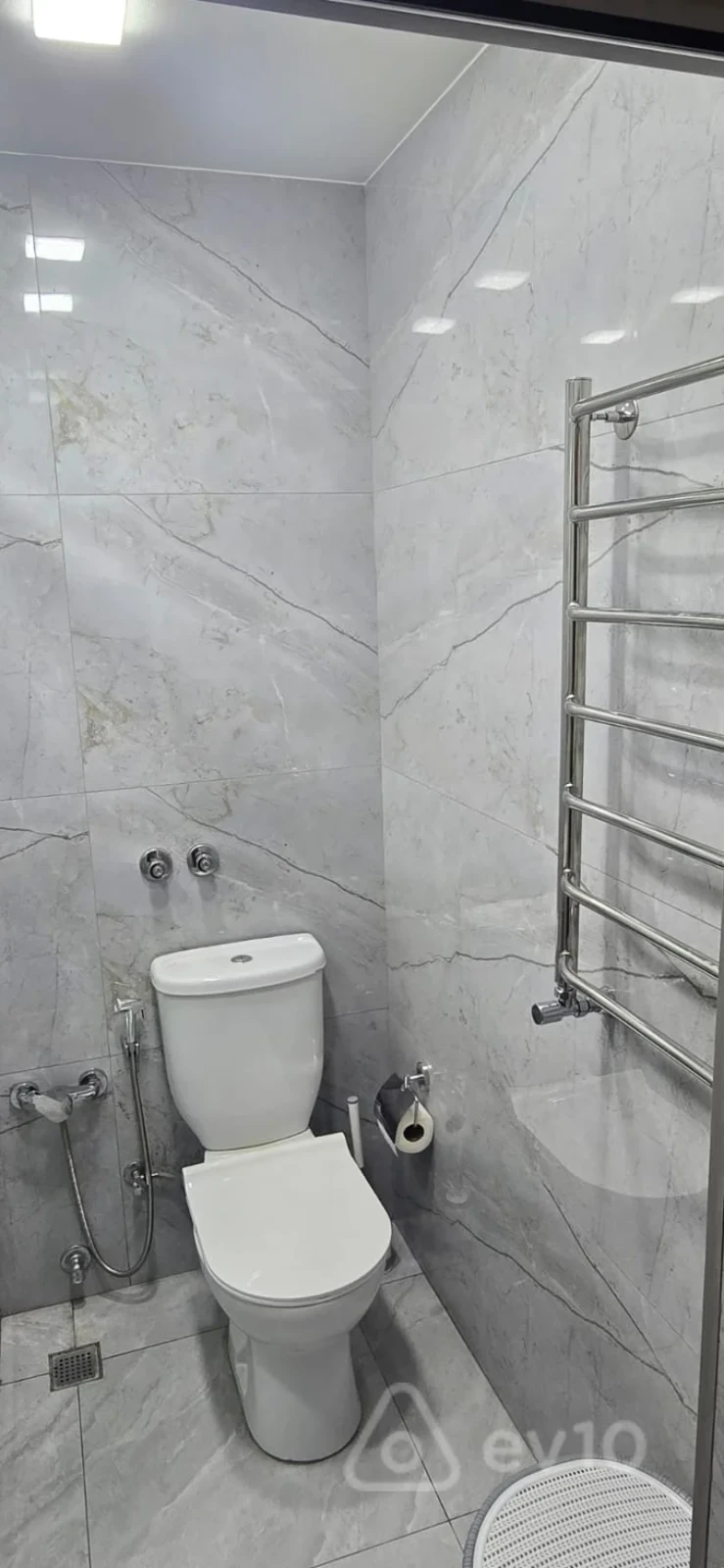 Kirayə verilir 3 otaqlı yeni tikili 70 m²