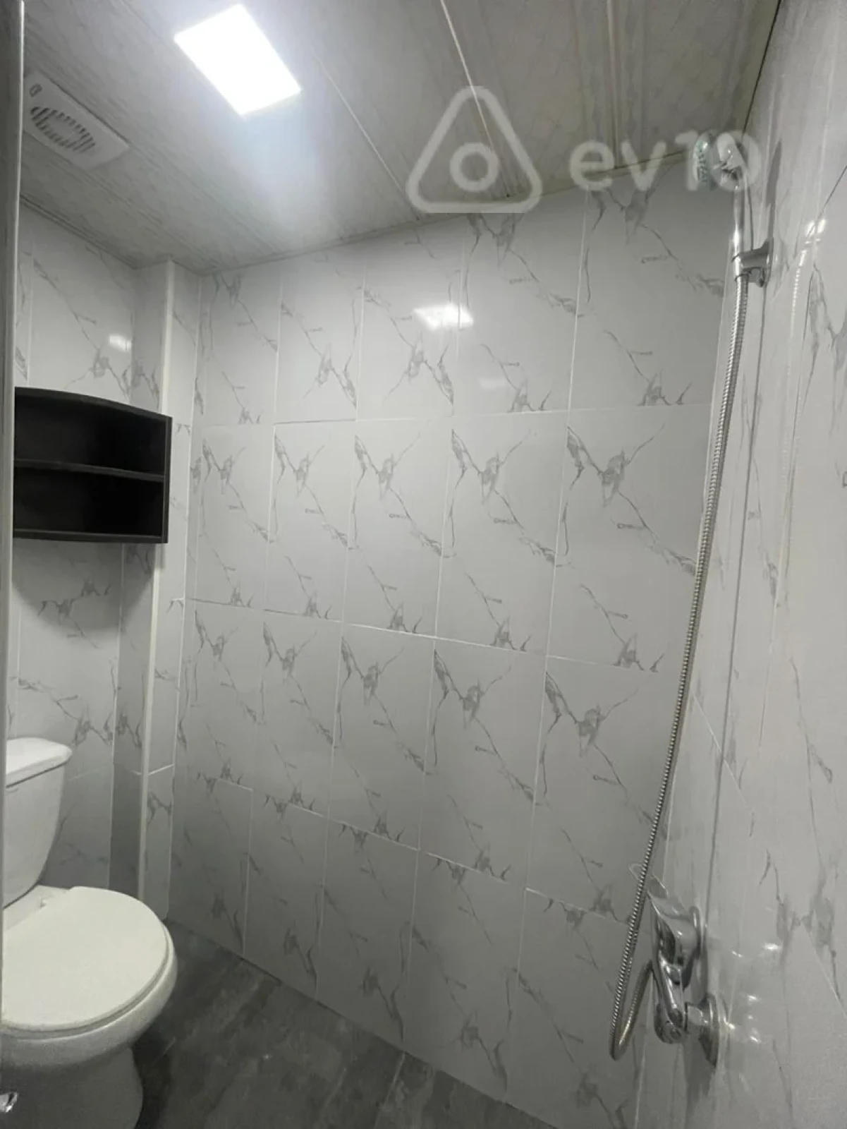 Kirayə verilir 1 otaqlı həyət evi 30 m²