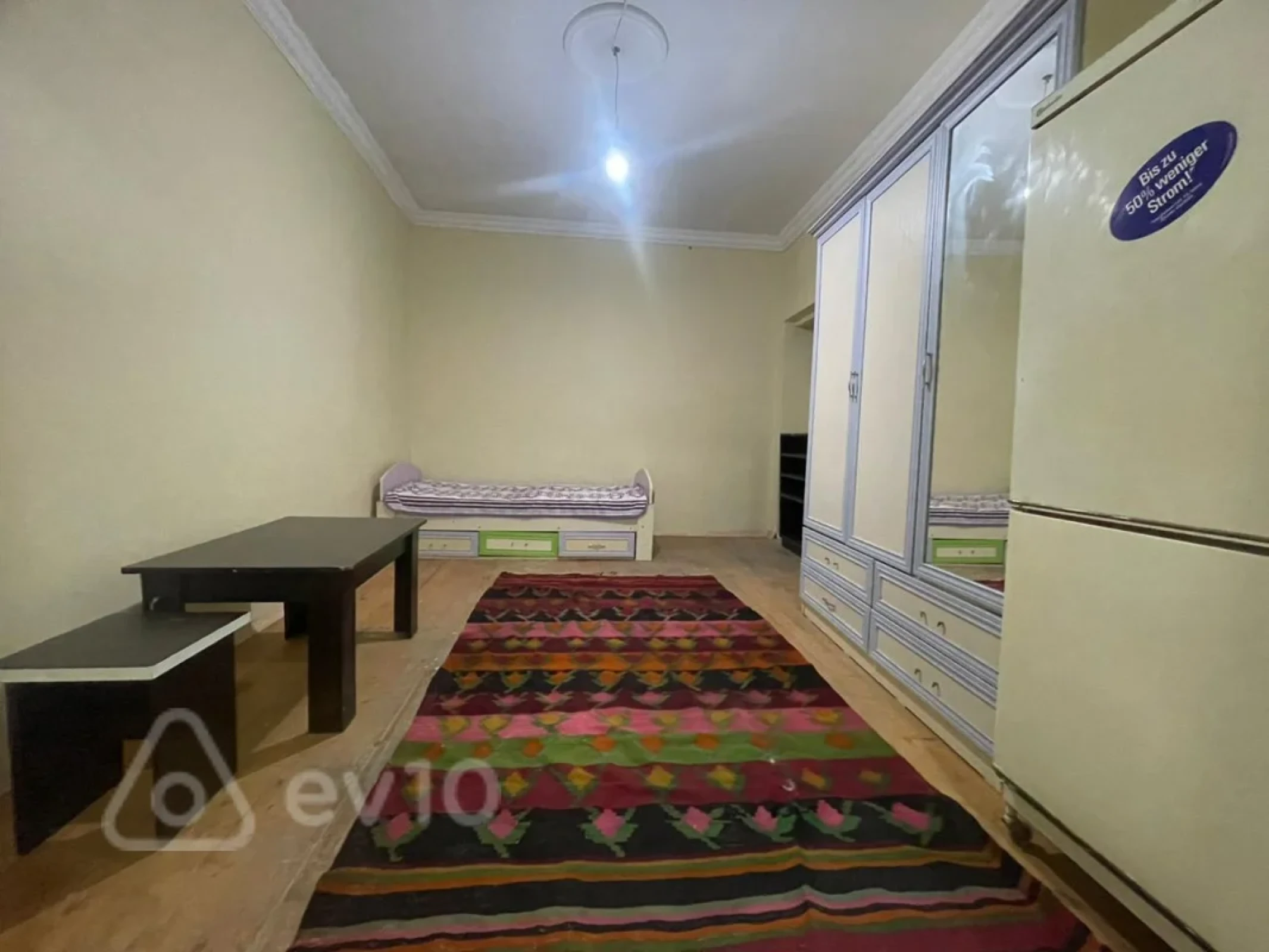 Kirayə verilir 1 otaqlı həyət evi 30 m²
